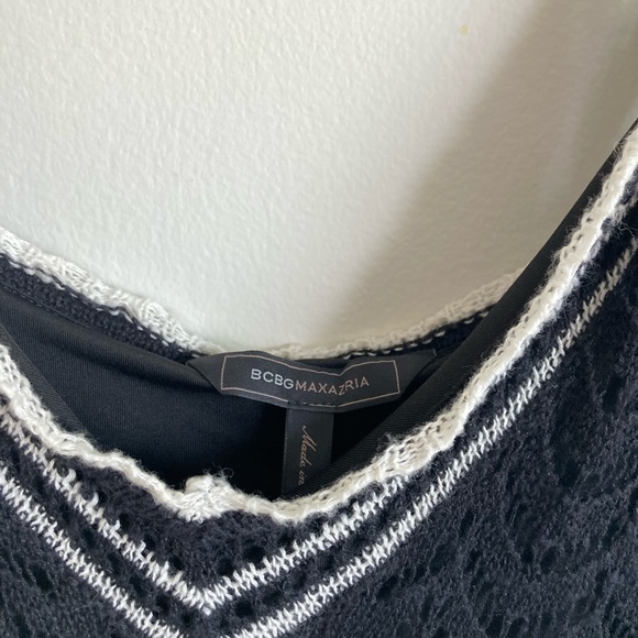 BCBG bohemian crochet midi dress, self tie straps, fully lined, form fitting - Picture 4 of 4